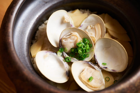 4月：蛤と筍の炊き込みご飯