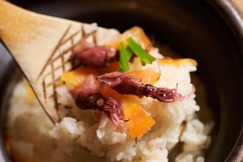 5月：ホタルイカの炊き込みご飯